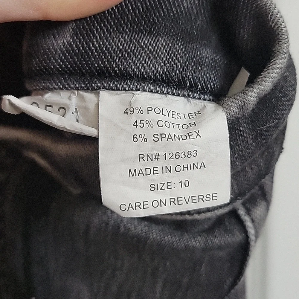Ethyl Super Soft + Stretchy Denim Cargo Joggers - Picture 4 of 5